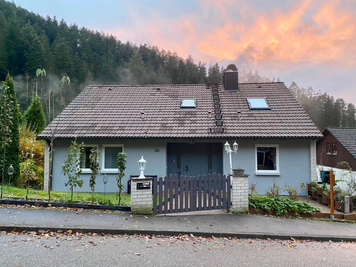 Zur Bierliebe - Mit Toller Aussicht Im Herzen Des Schwarzwaldes Apartment Hornberg